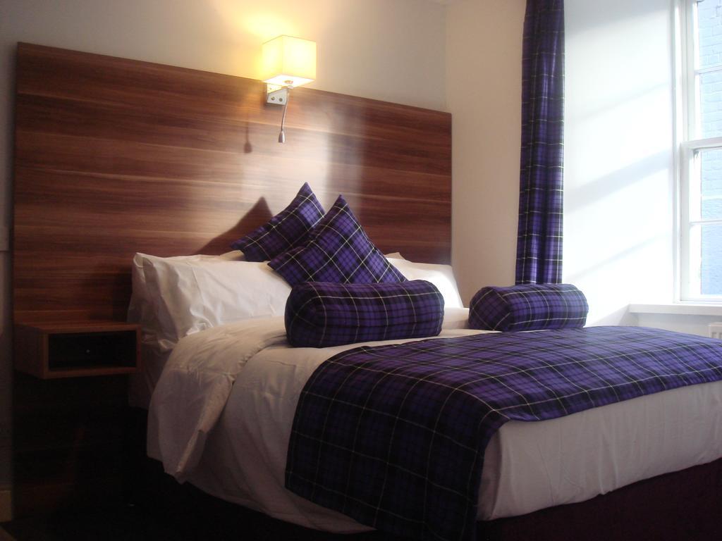 New Lomond Hotel Paisley Pokoj fotografie